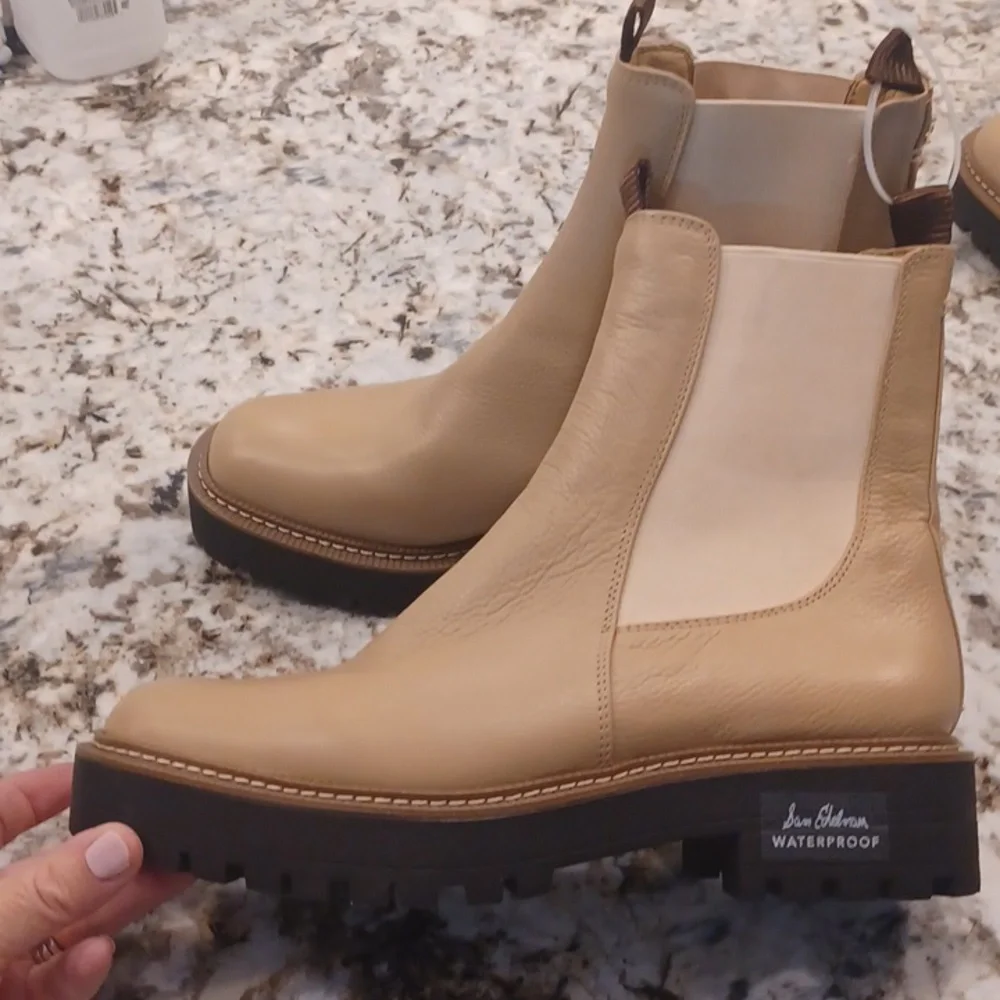 Sam Edelman Tan Chelsea Waterproof Lug Sole Boots Sz 9.5